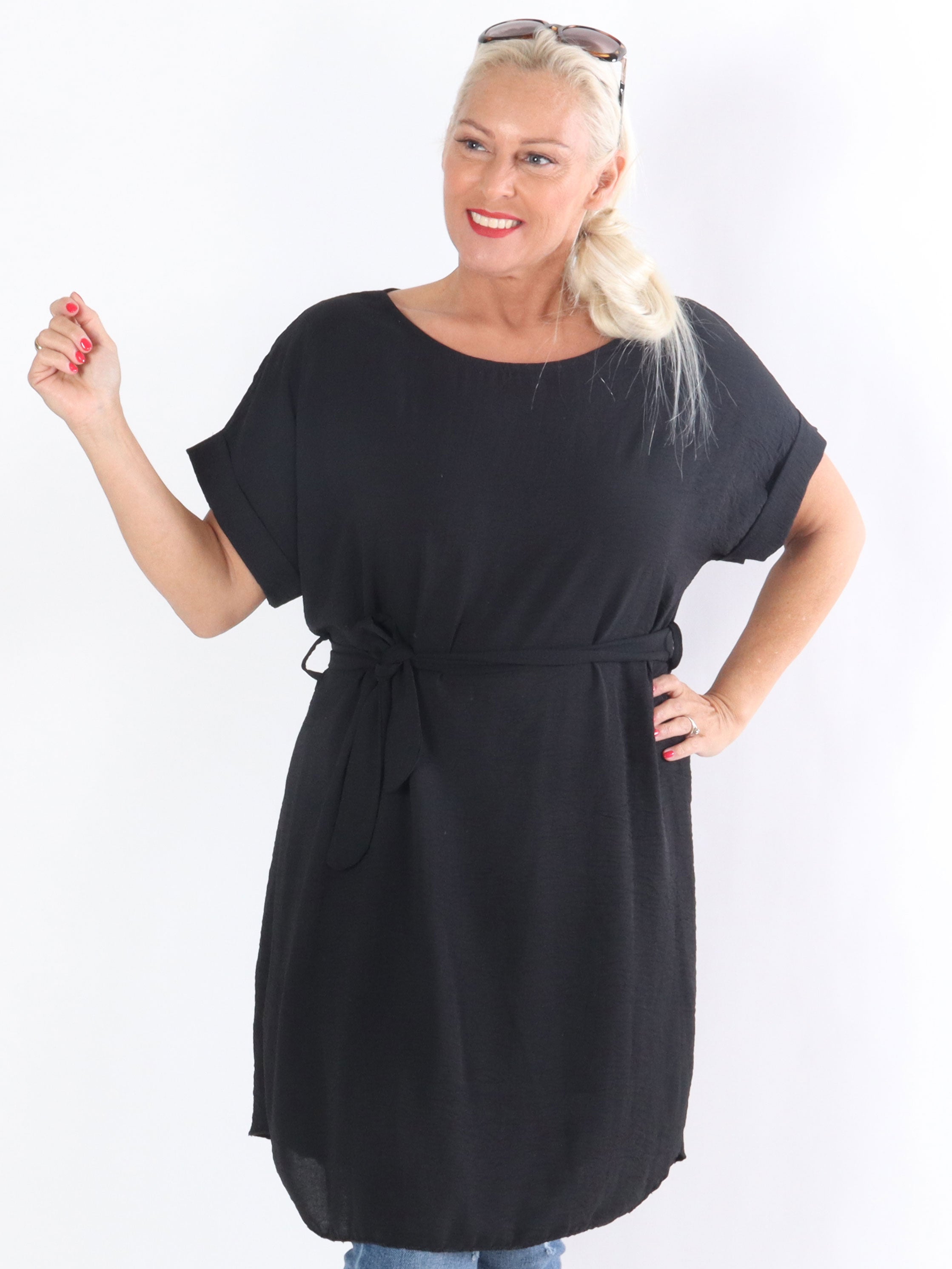 Tabitta - Lätt klänning med knytband